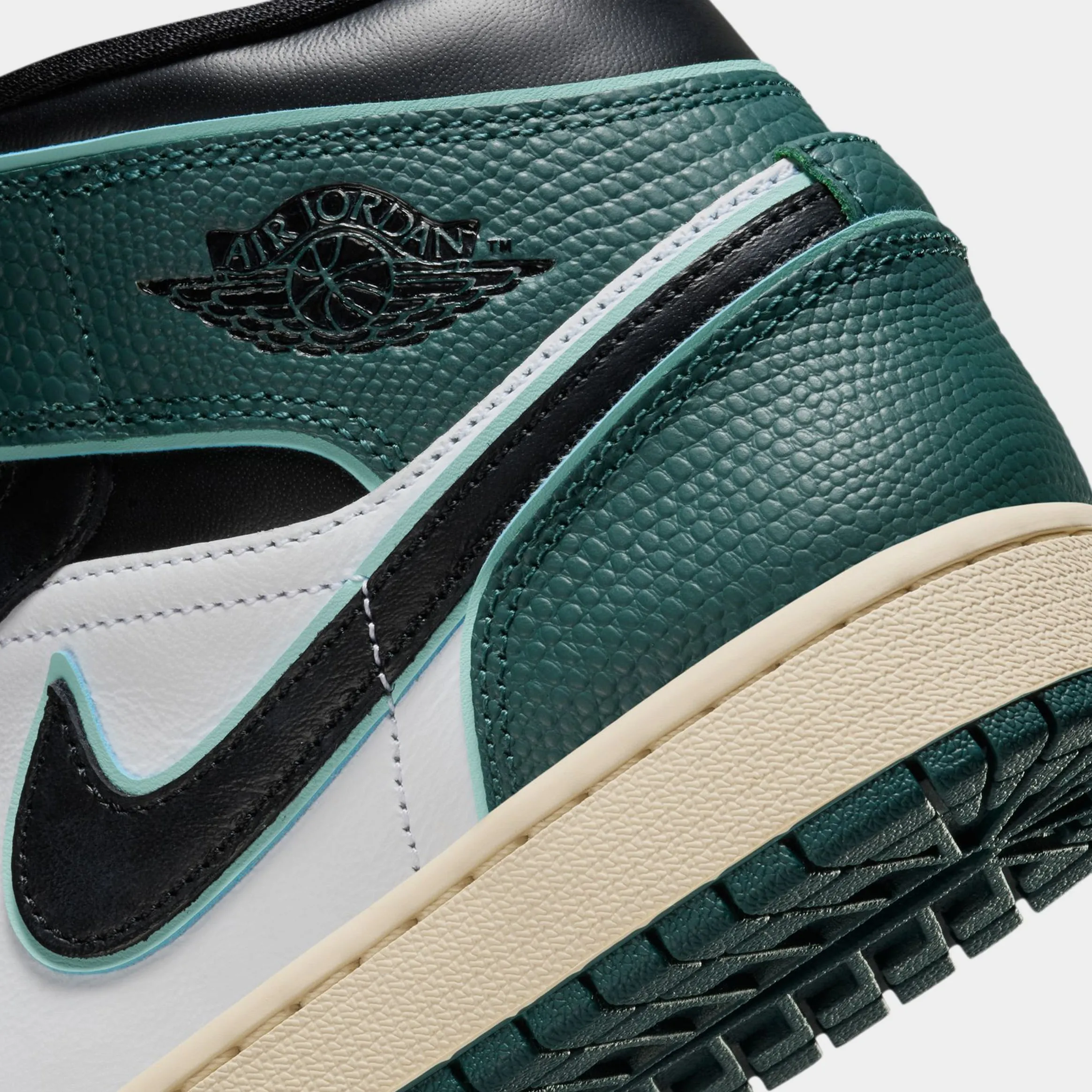 Air Jordan 1 Mid SE Oxidized Green Womens Lifestyle Shoes (White/Light Dew/Oxidized Green/Black)