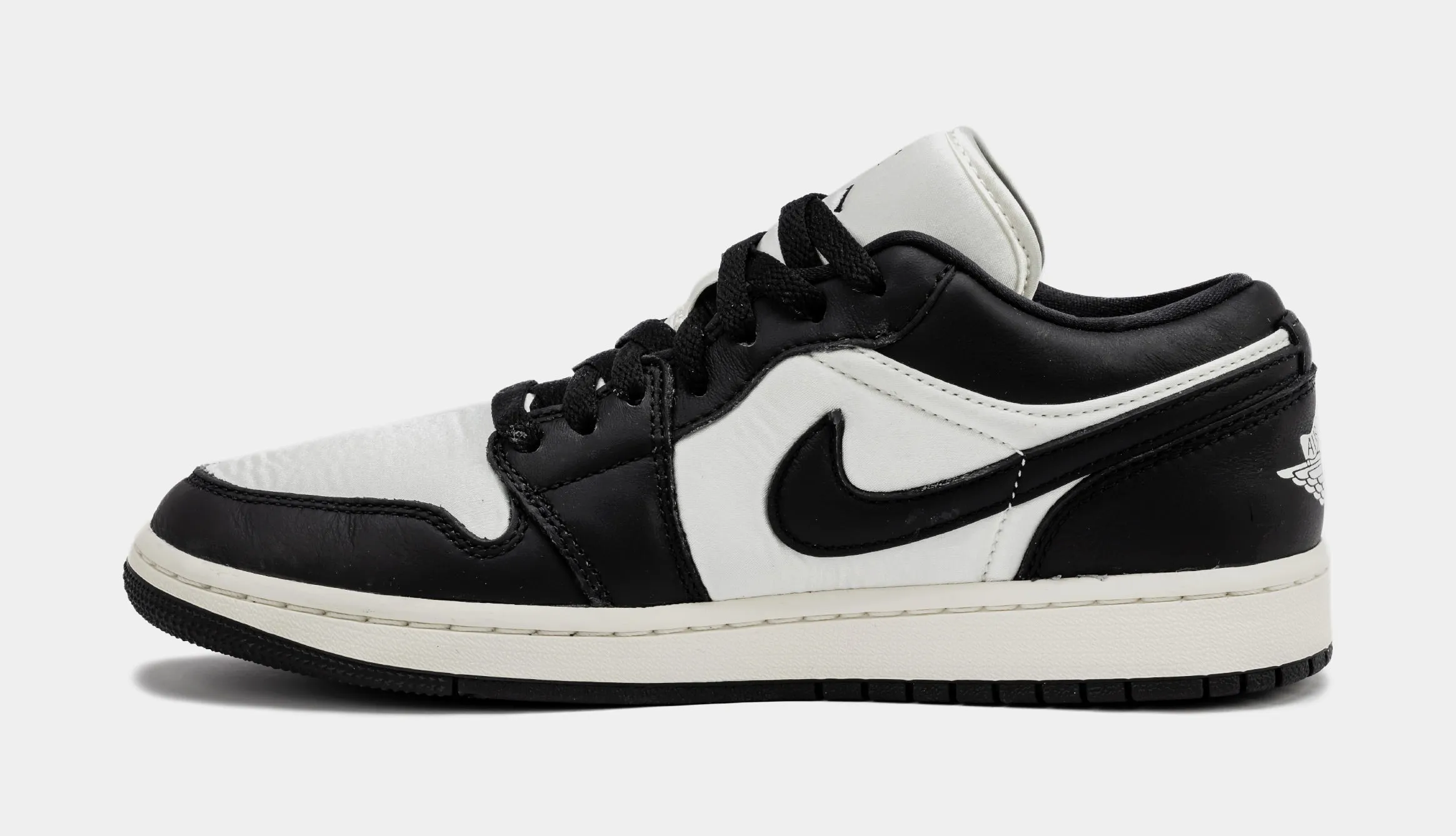 Air Jordan 1 Retro Low Vintage Panda Womens Lifestyle Shoes (Black/Sail)