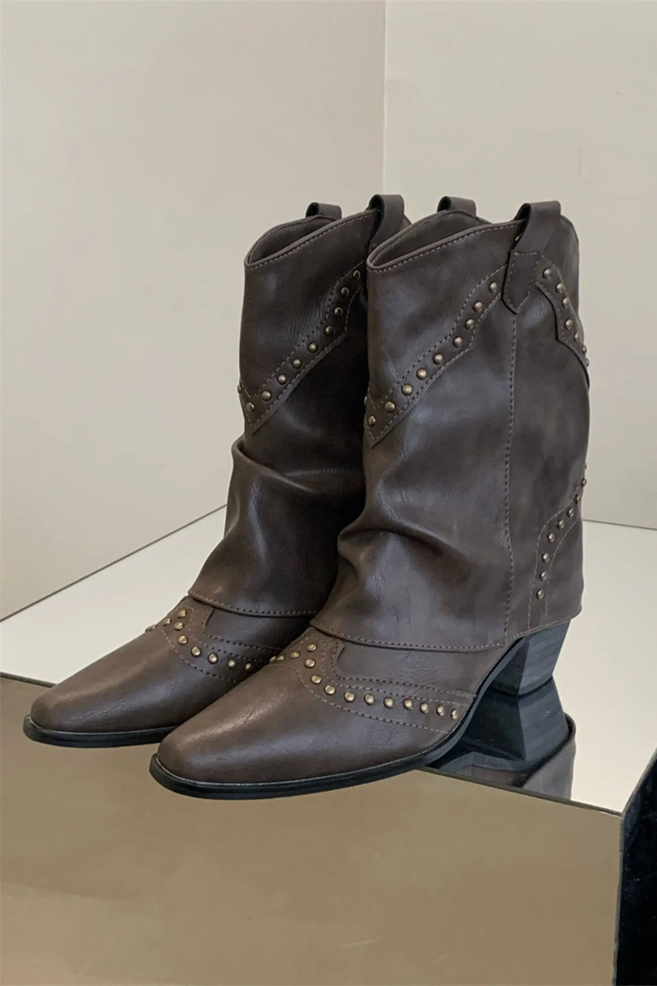 Amozae-Vintage Pointed Toe Rivet Mid-Calf Boots