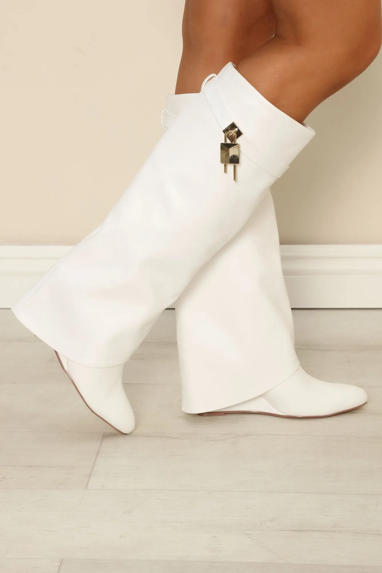 Big City Dreams Boots - White