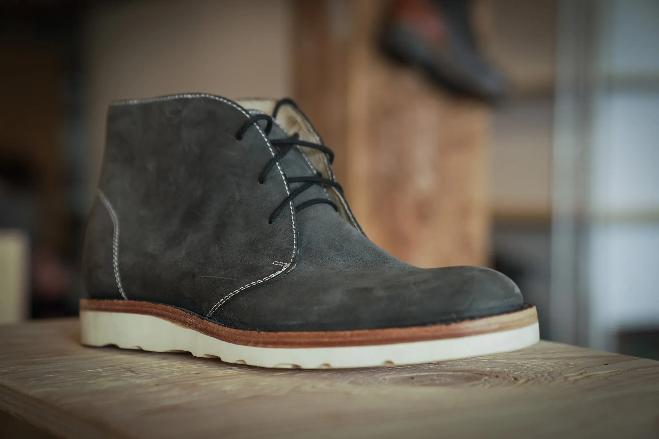 Chukka 11 E Charcoal Nubuck