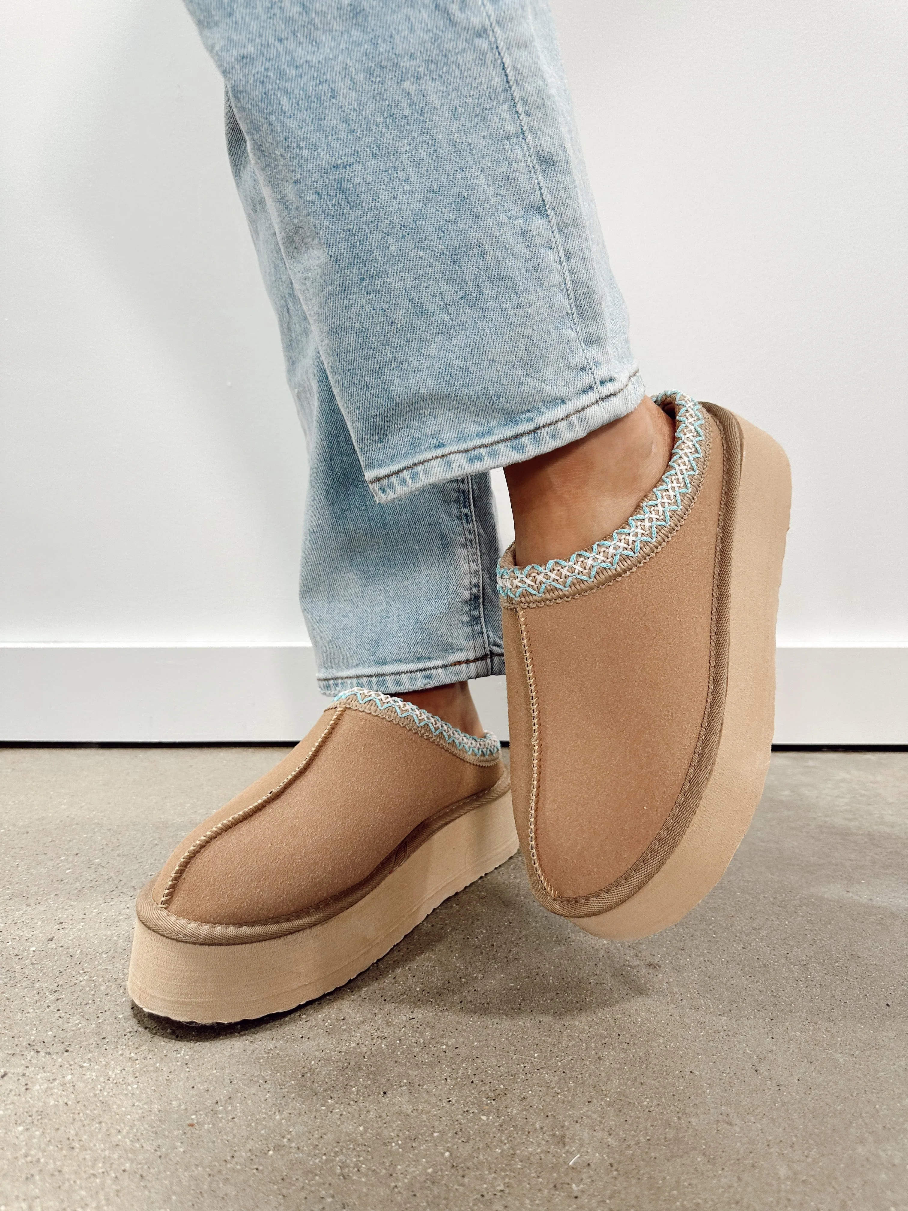 Jazmin Platform Slipper