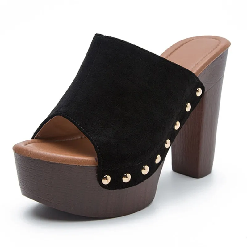 Leather Round Toe Platform Rivet Sandals