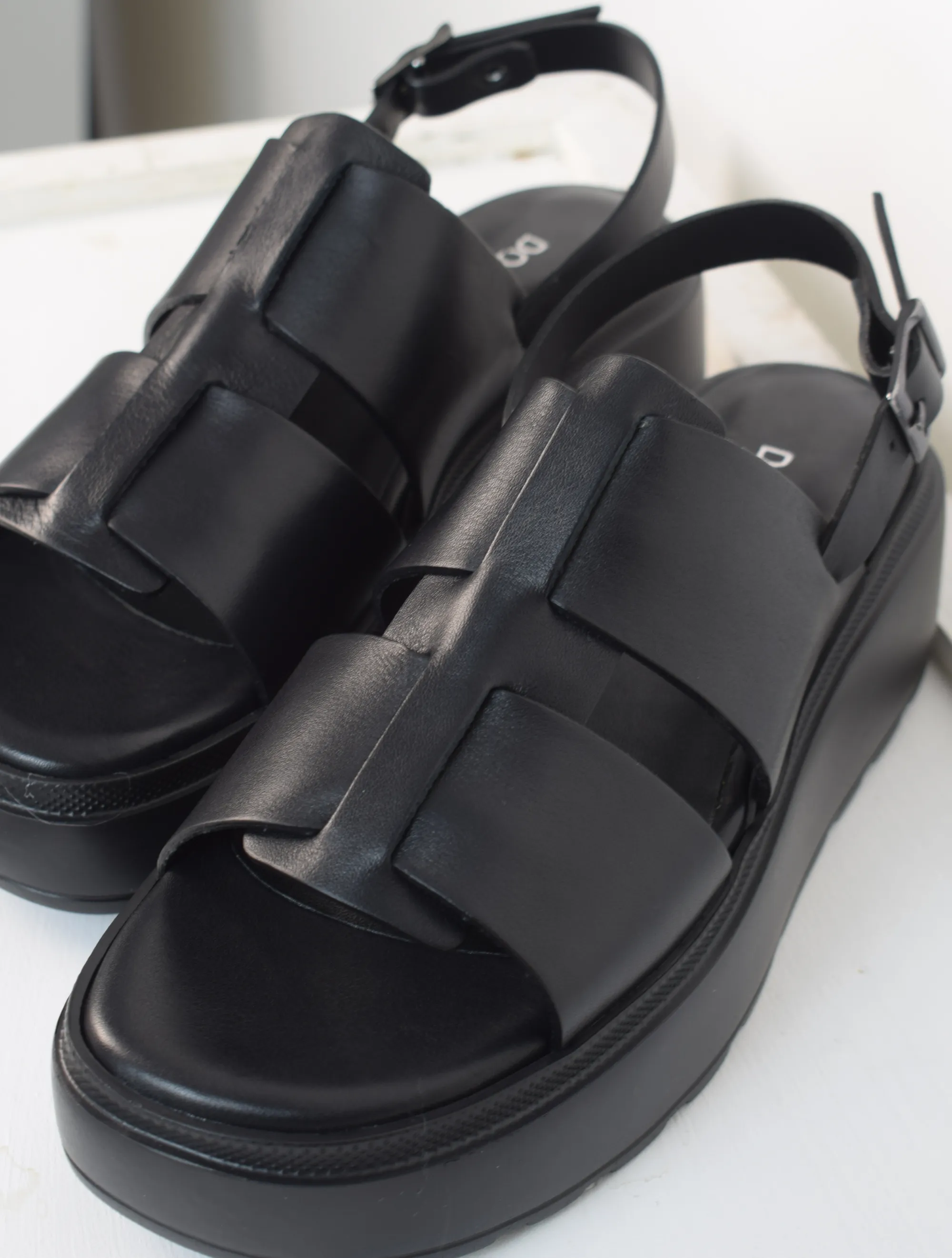 Phuket Platform Sandal Black