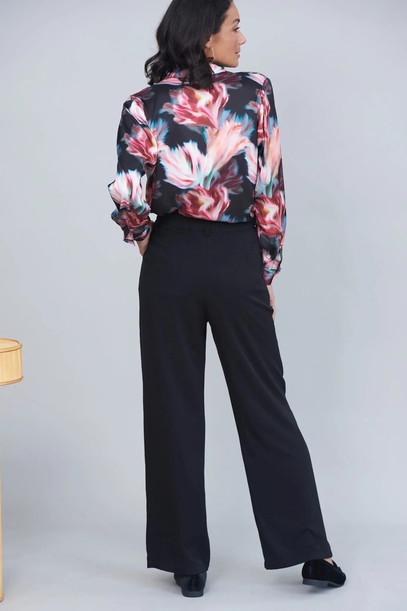 Romy Floral Collared Long Sleeve Shirt