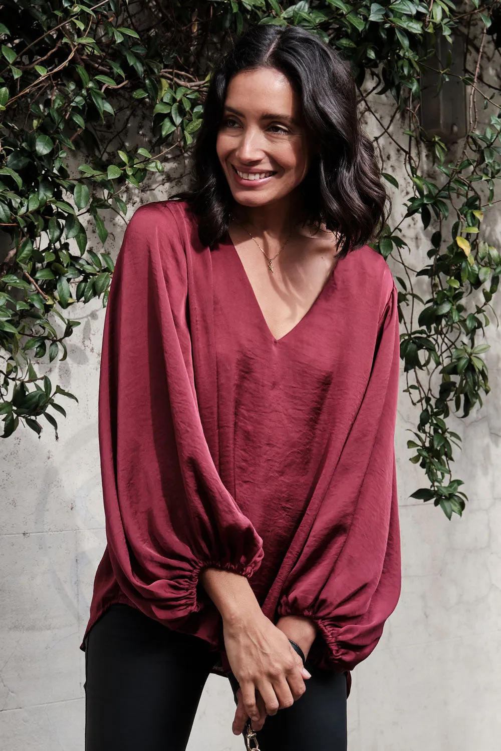 Sovana V-Neck Long Sleeve Top Burgundy