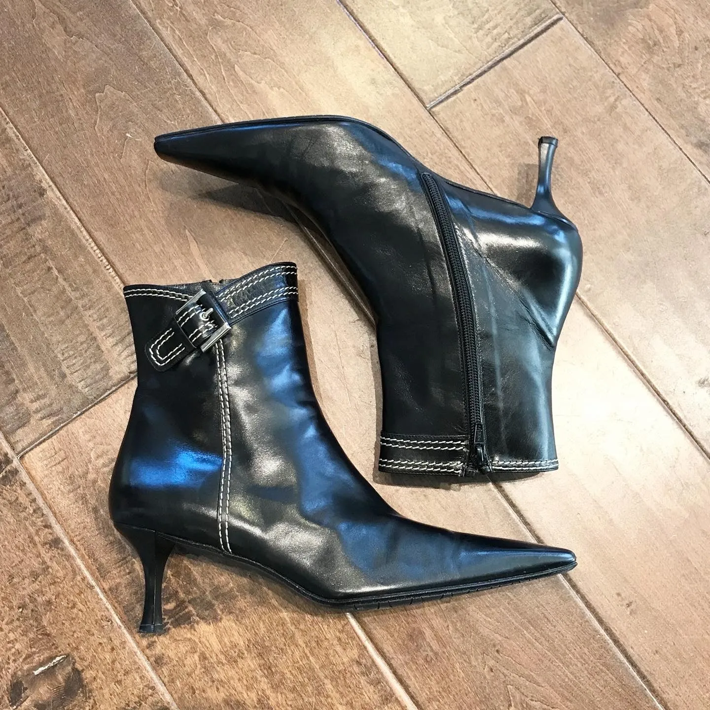 STUART WEITZMAN Leather Ankle Boots